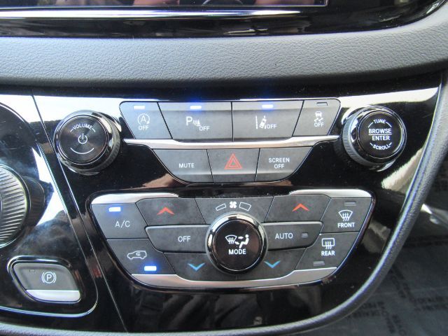 2025 Chrysler Pacifica Select Plano TX