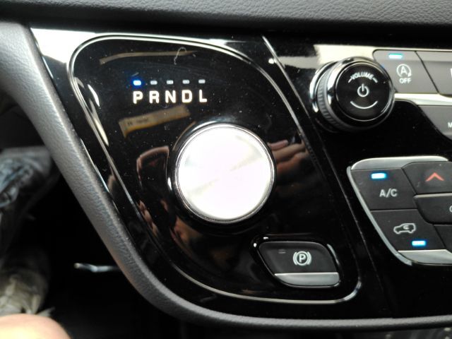 2025 Chrysler Pacifica Select Plano TX
