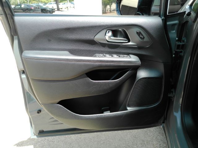 2025 Chrysler Pacifica Select Plano TX