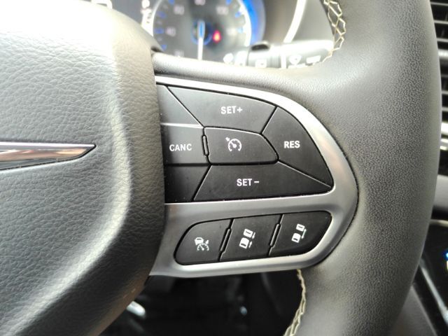 2025 Chrysler Pacifica Select Plano TX