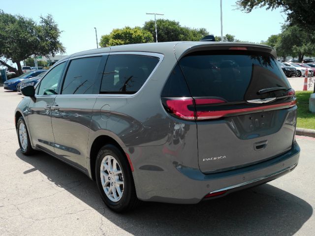 2025 Chrysler Pacifica Select Plano TX