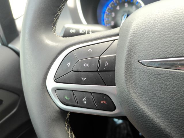 2025 Chrysler Pacifica Select Plano TX