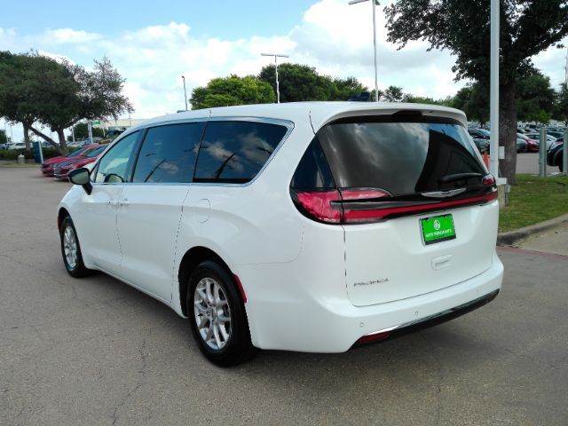 2025 Chrysler Pacifica Select Plano TX
