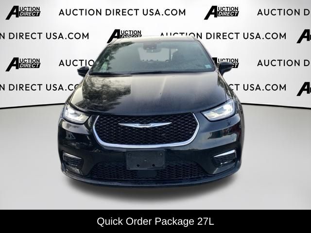 2025 Chrysler Pacifica Select Raleigh NC