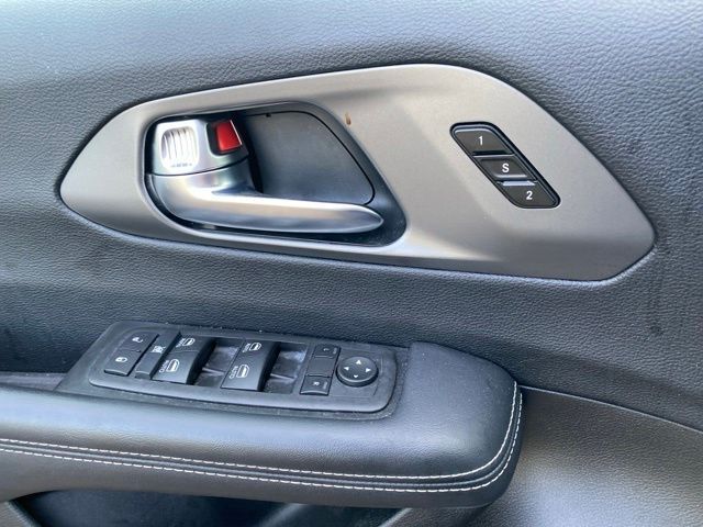 2025 Chrysler Pacifica Select Raleigh NC