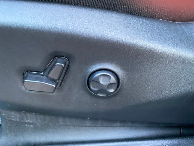 2025 Chrysler Pacifica Select Raleigh NC