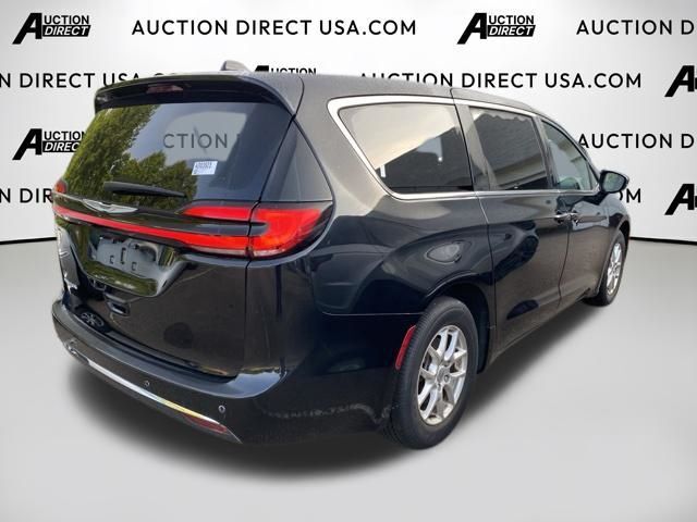 2025 Chrysler Pacifica Select Raleigh NC