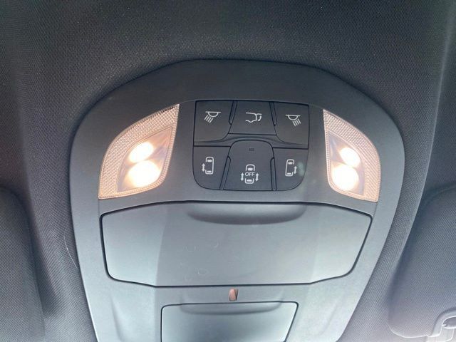 2025 Chrysler Pacifica Select Raleigh NC