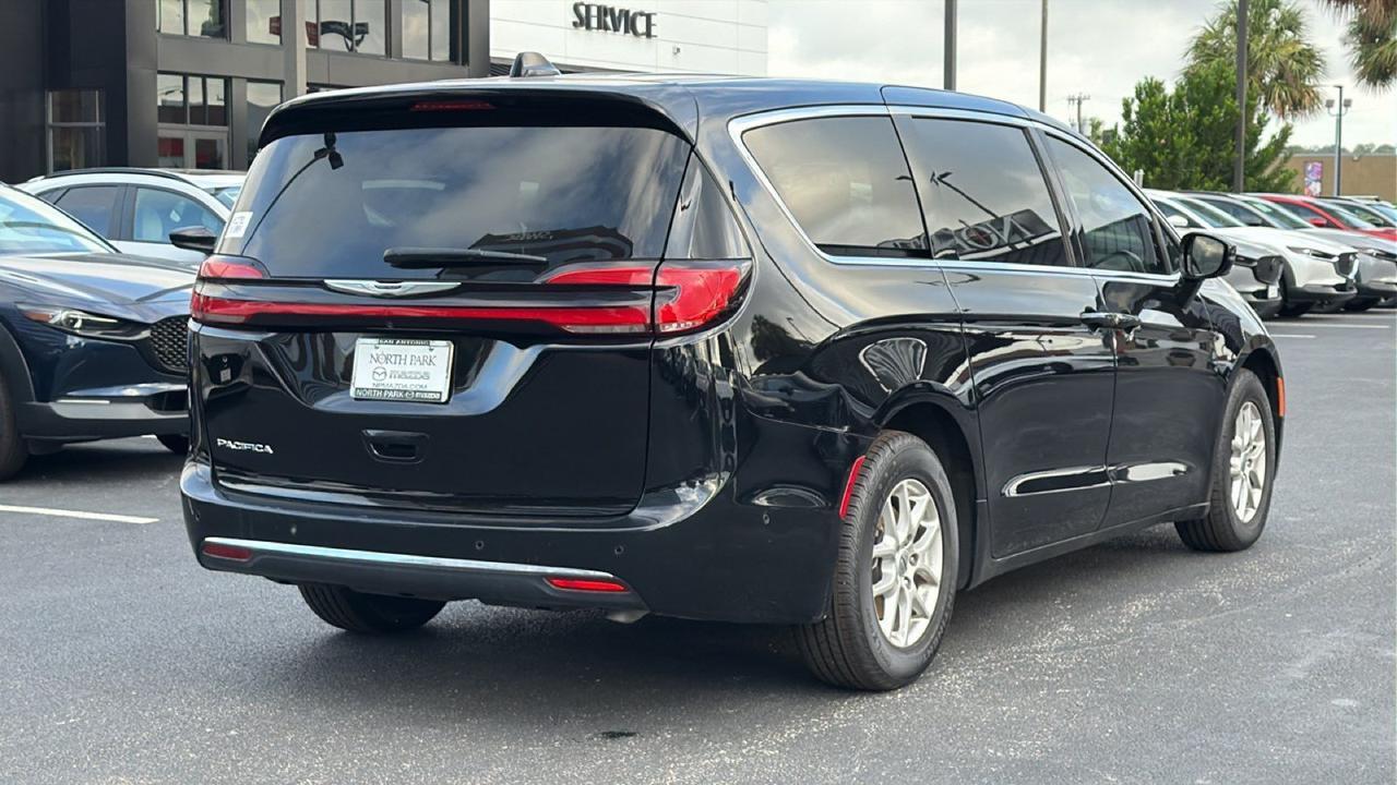 2025 Chrysler Pacifica Select San Antonio TX