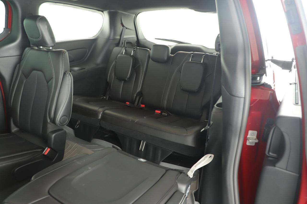 2025 Chrysler Pacifica Select New Braunfels TX