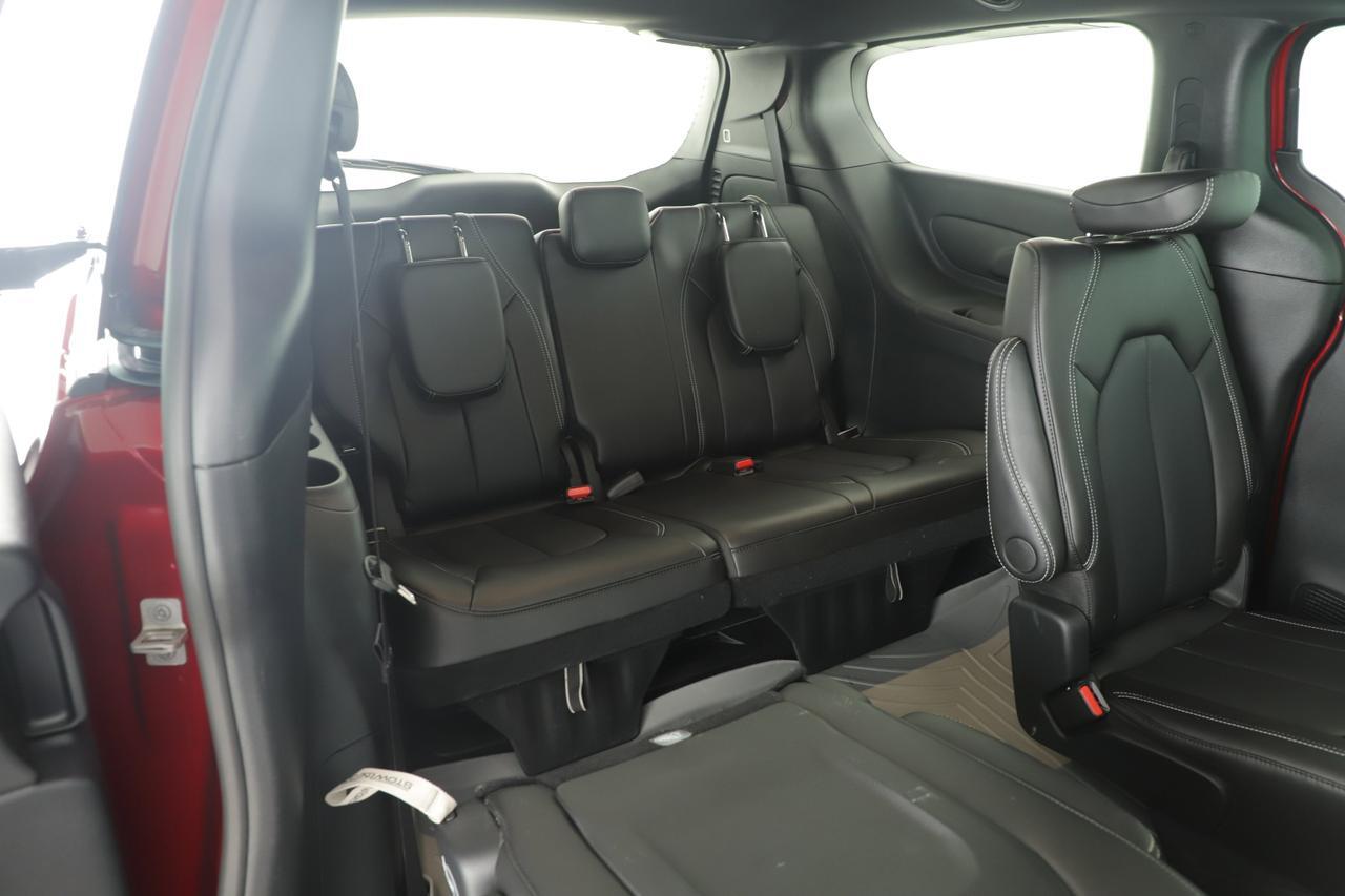 2025 Chrysler Pacifica Select New Braunfels TX