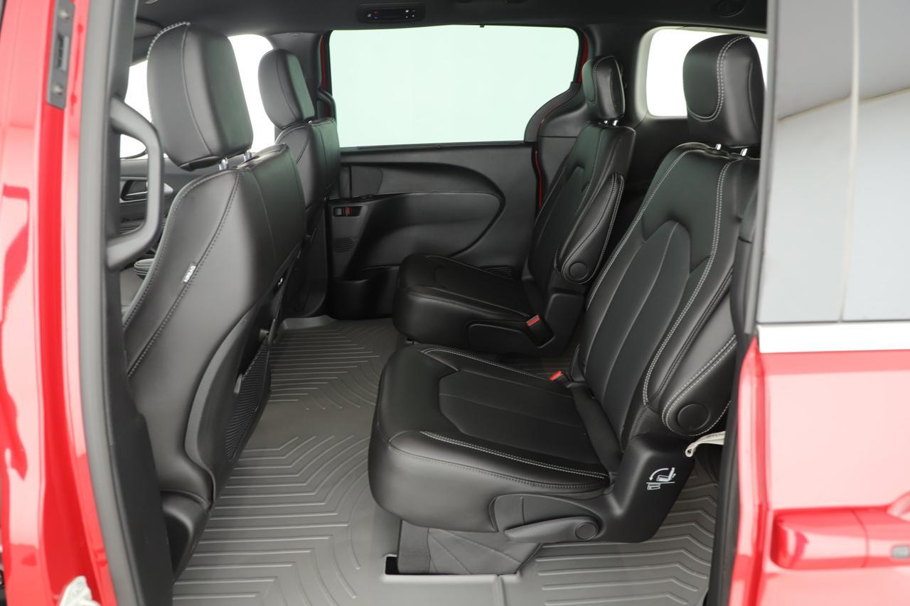 2025 Chrysler Pacifica Select New Braunfels TX