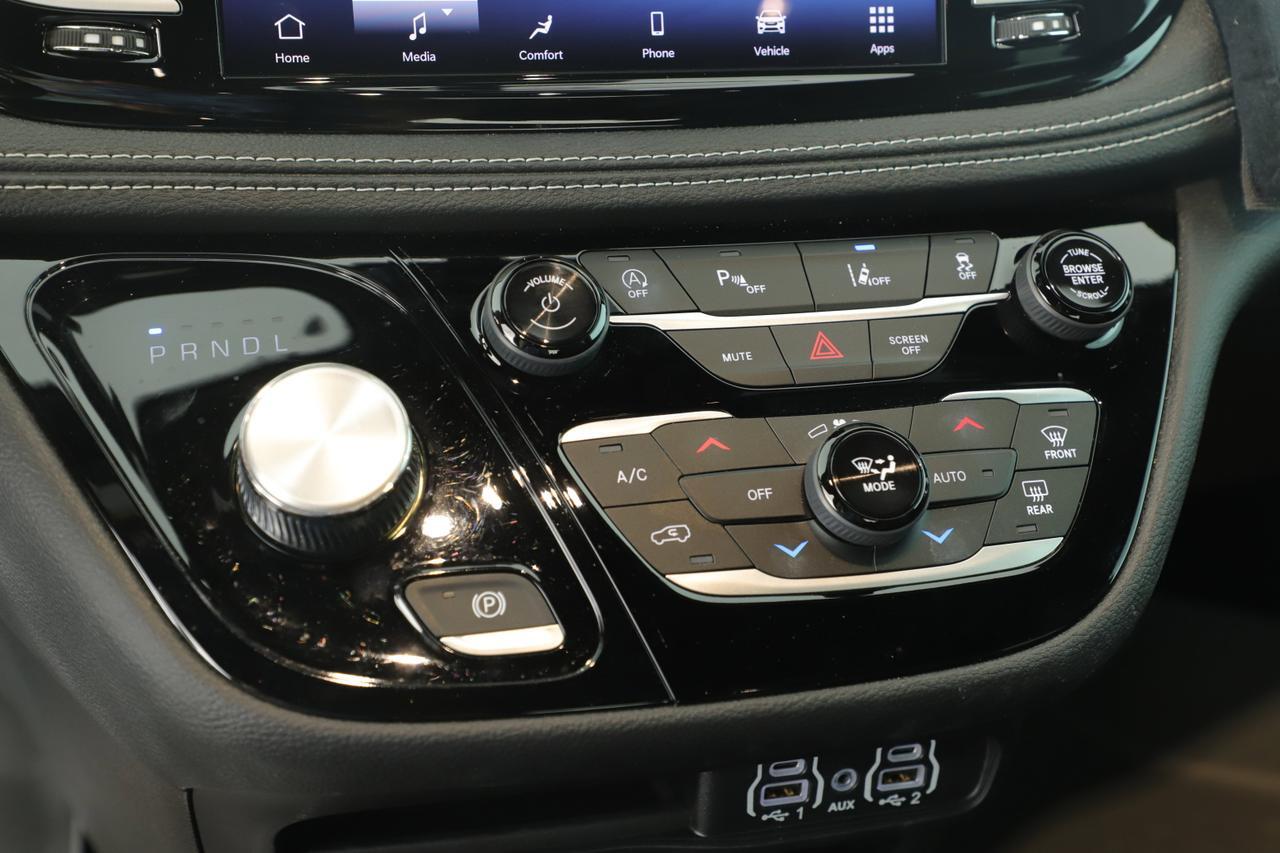 2025 Chrysler Pacifica Select New Braunfels TX