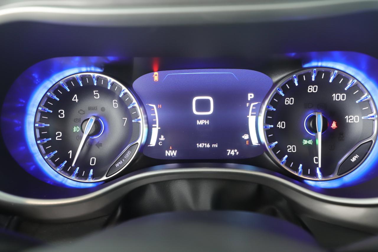 2025 Chrysler Pacifica Select New Braunfels TX