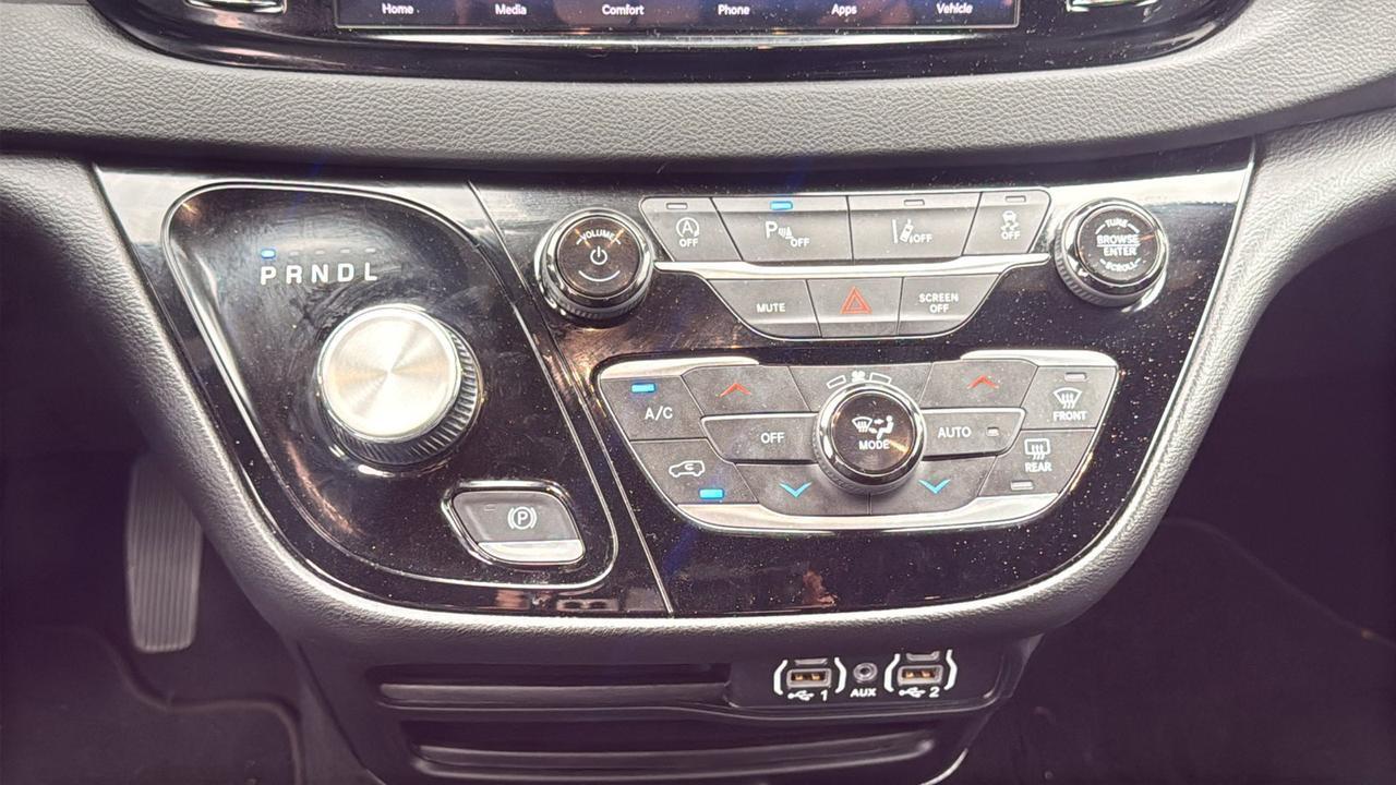 2025 Chrysler Pacifica Select New Braunfels TX