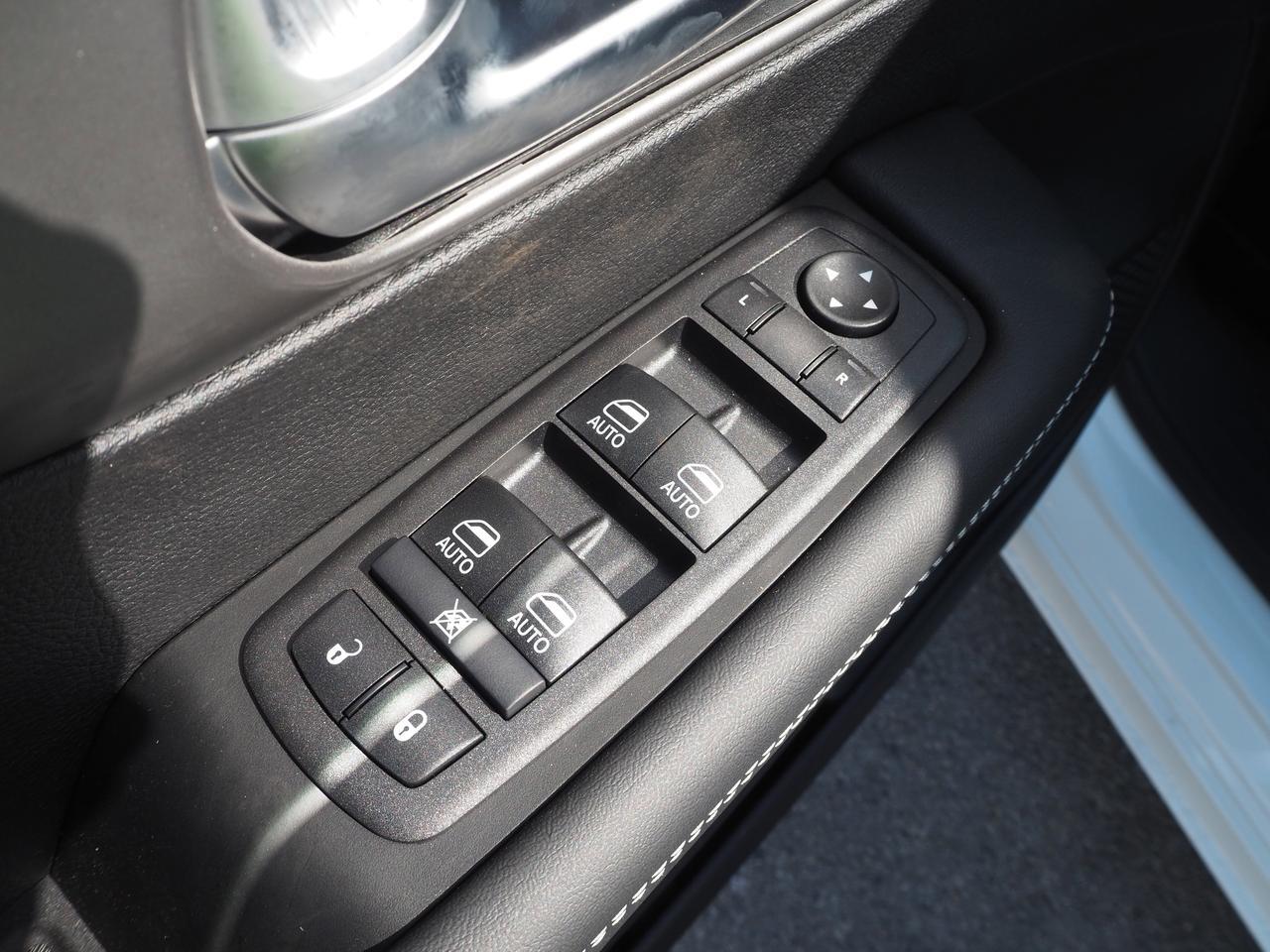 2025 Chrysler Pacifica Select New Braunfels TX