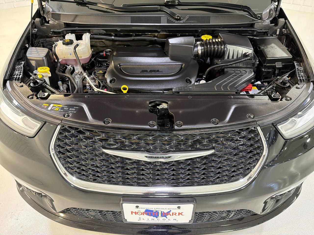 2025 Chrysler Pacifica Select San Antonio TX