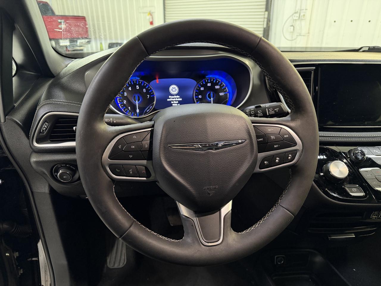 2025 Chrysler Pacifica Select San Antonio TX