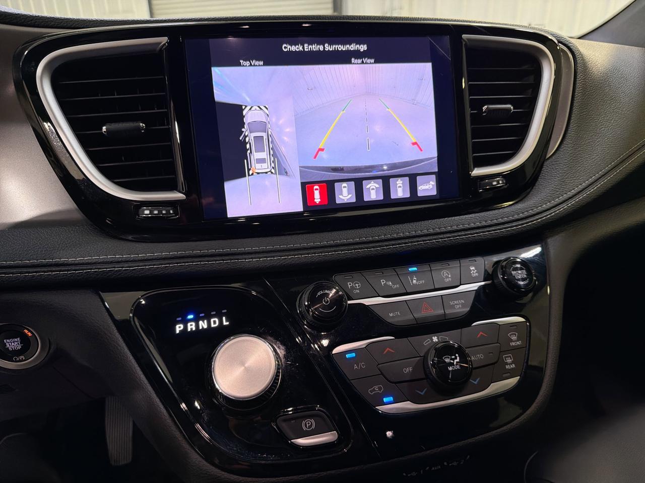 2025 Chrysler Pacifica Select San Antonio TX