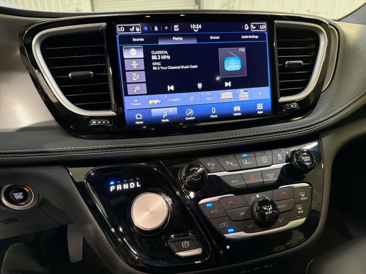 2025 Chrysler Pacifica Select San Antonio TX