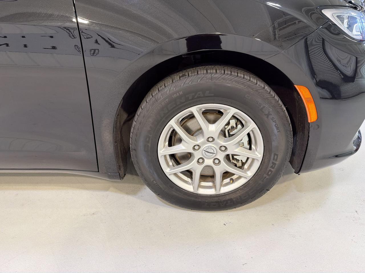 2025 Chrysler Pacifica Select San Antonio TX