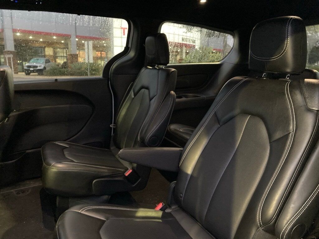2025 Chrysler Pacifica Select San Antonio TX