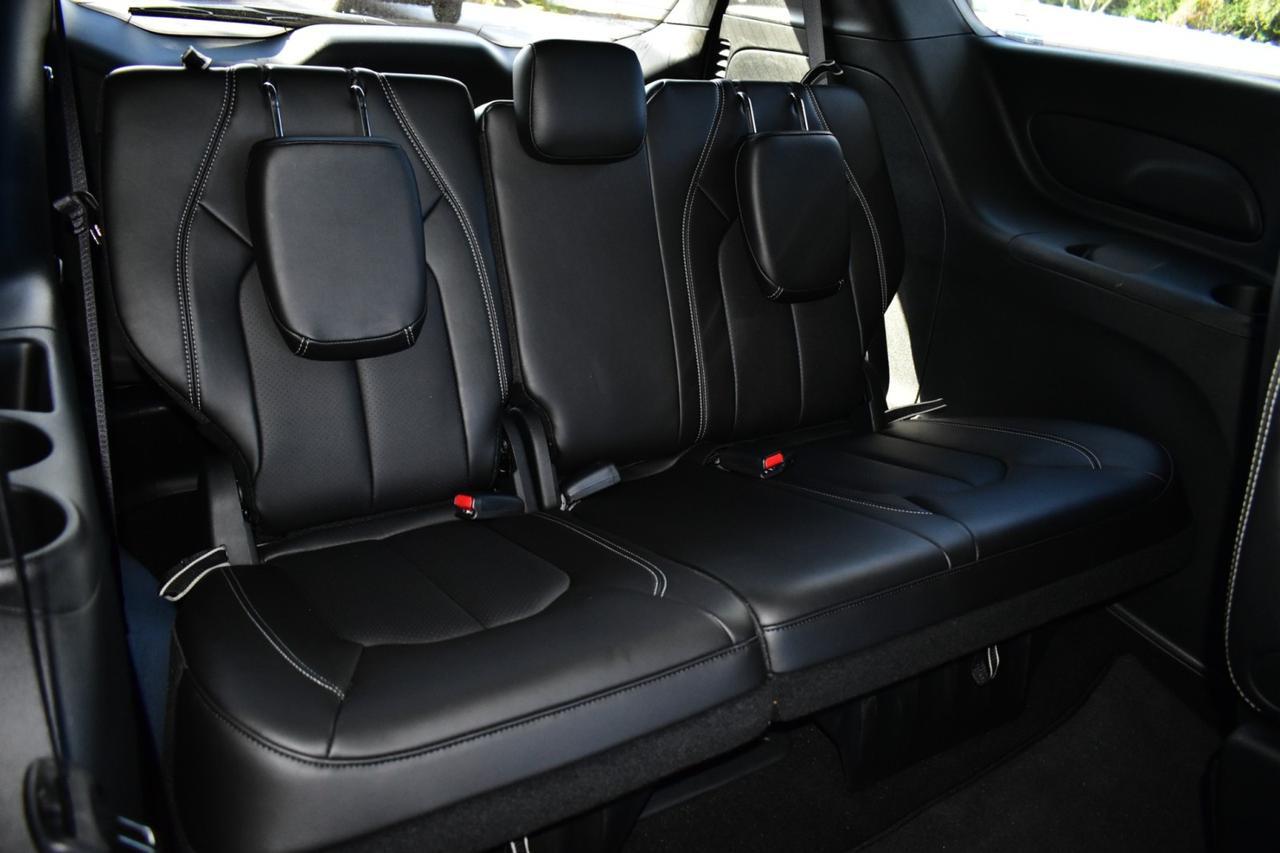 2025 Chrysler Pacifica Select Tampa FL