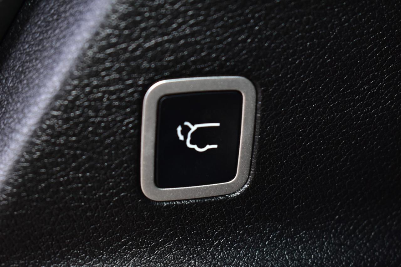 2025 Chrysler Pacifica Select Tampa FL