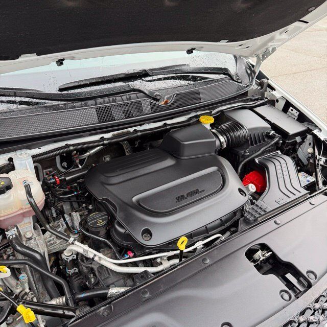 2025 Chrysler Pacifica Select Carbondale IL