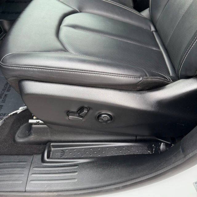 2025 Chrysler Pacifica Select Carbondale IL