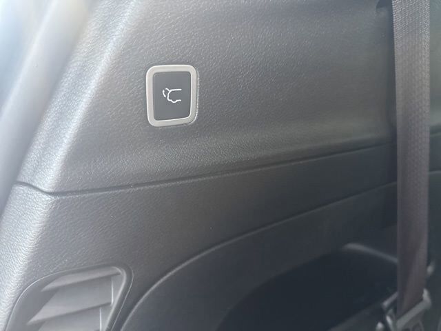 2025 Chrysler Pacifica Select Carbondale IL