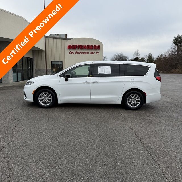 2025 Chrysler Pacifica Select