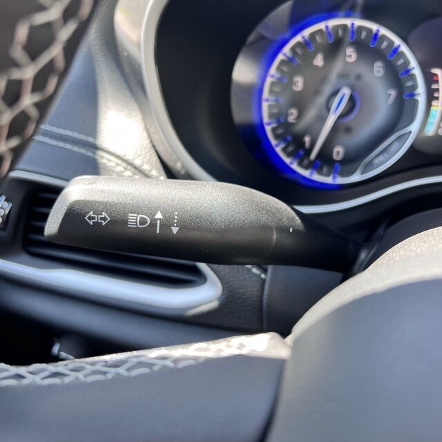 2025 Chrysler Pacifica Select Herrin IL