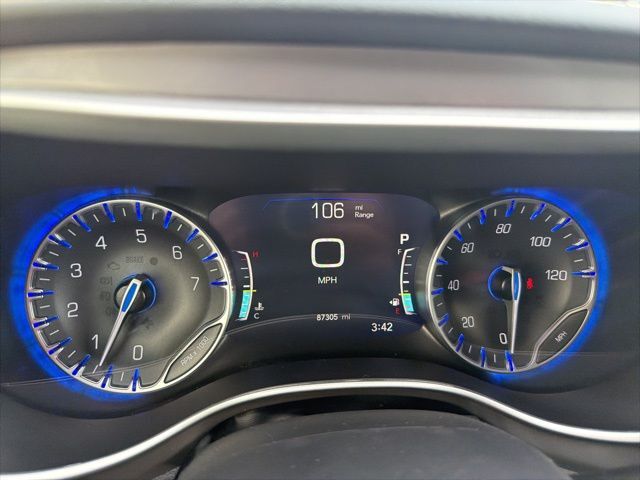 2025 Chrysler Pacifica Select Watertown SD