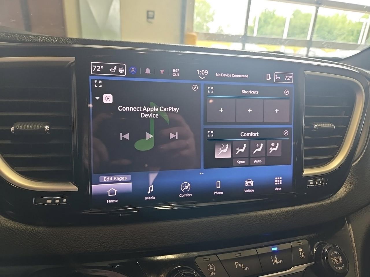 2025 Chrysler Pacifica Select West Burlington IA