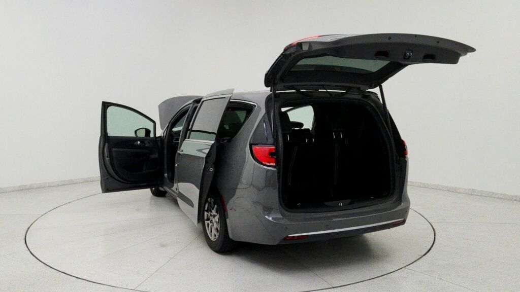 2025 Chrysler Pacifica Select Laurel MD