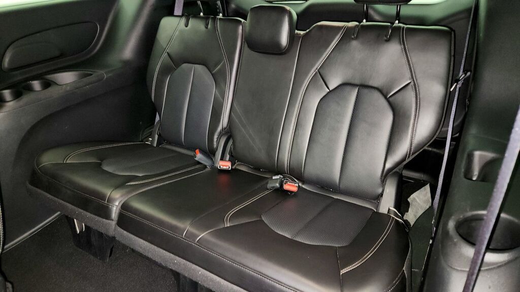 2025 Chrysler Pacifica Select Laurel MD