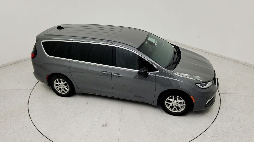 2025 Chrysler Pacifica Select Laurel MD