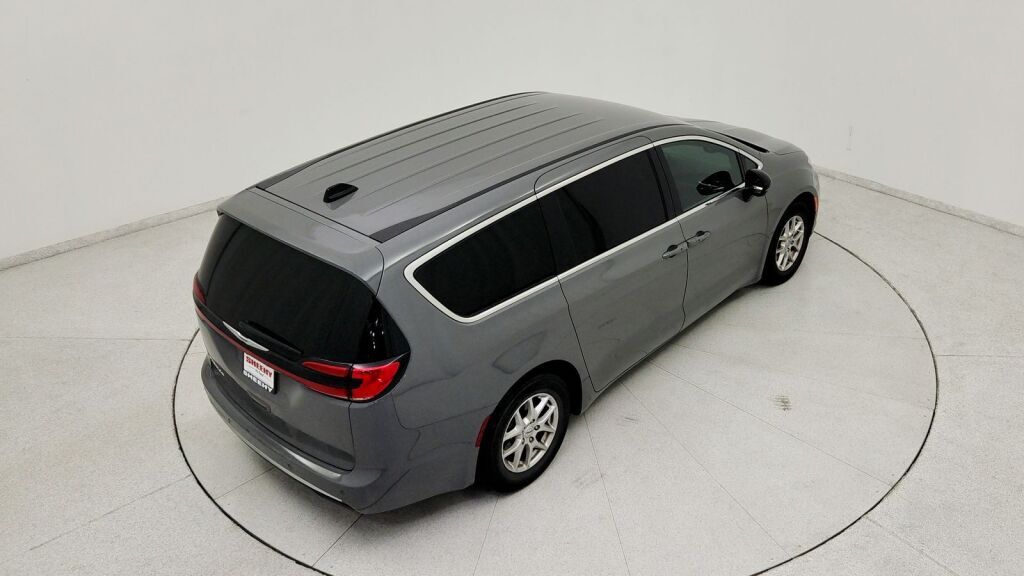 2025 Chrysler Pacifica Select Laurel MD