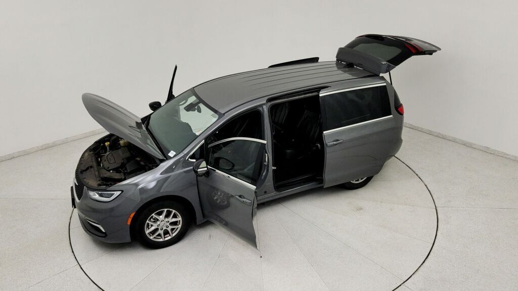 2025 Chrysler Pacifica Select Laurel MD