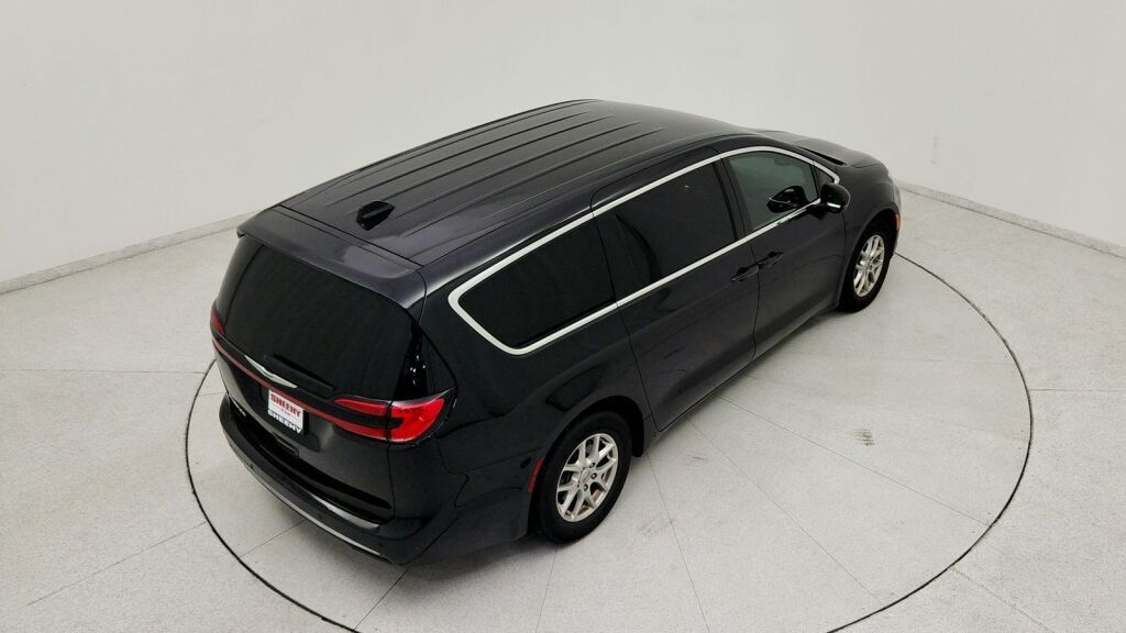 2025 Chrysler Pacifica Select Laurel MD