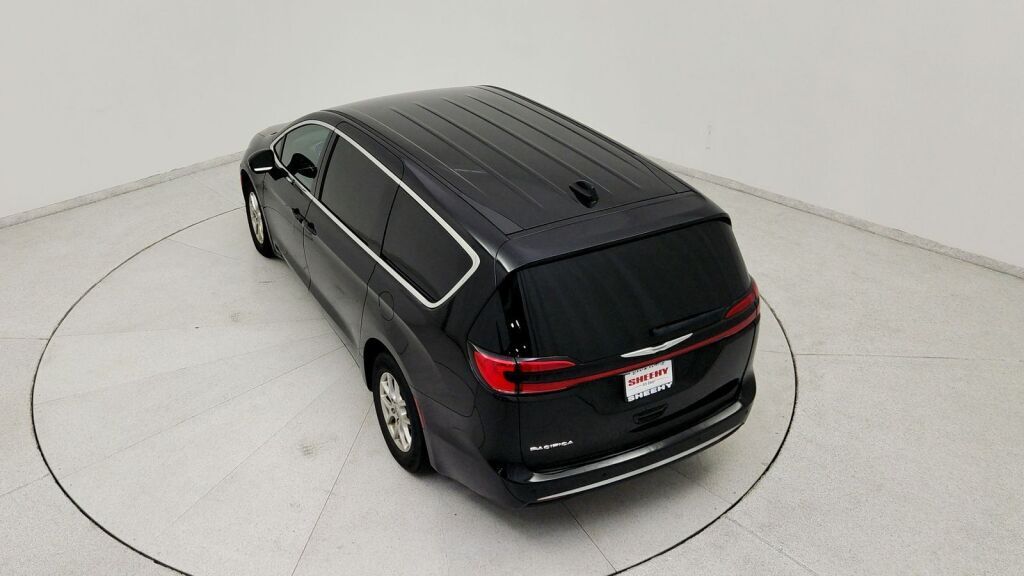 2025 Chrysler Pacifica Select Laurel MD