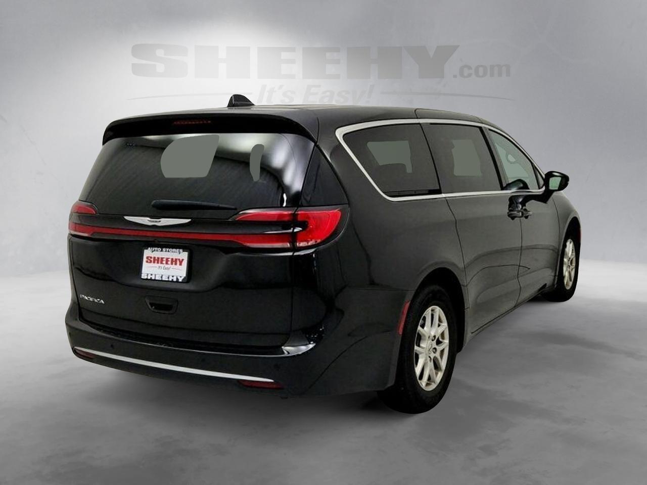 2025 Chrysler Pacifica Select Laurel MD