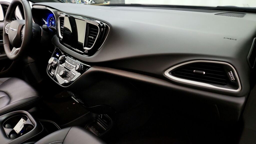 2025 Chrysler Pacifica Select Laurel MD