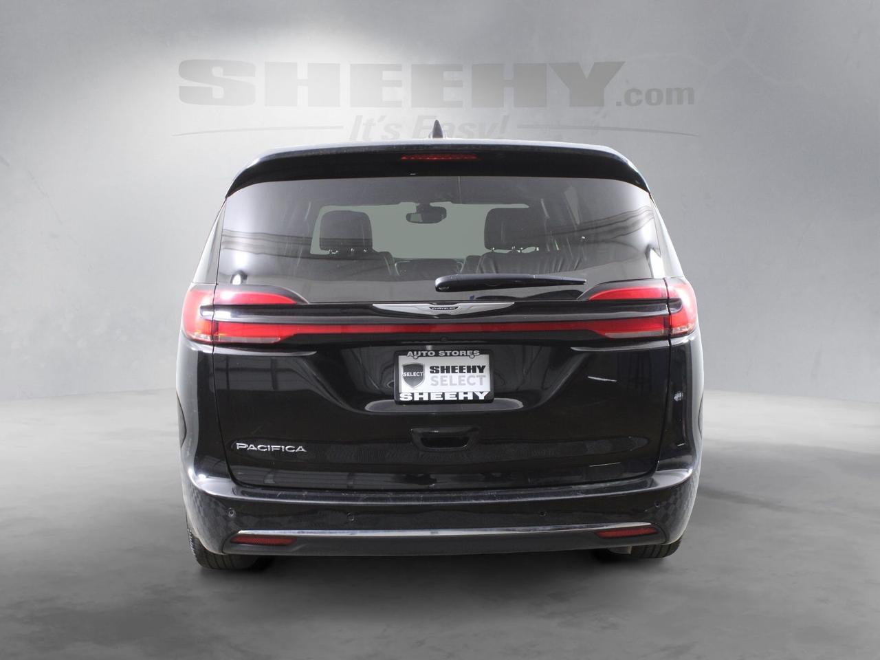 2025 Chrysler Pacifica Select Manassas VA
