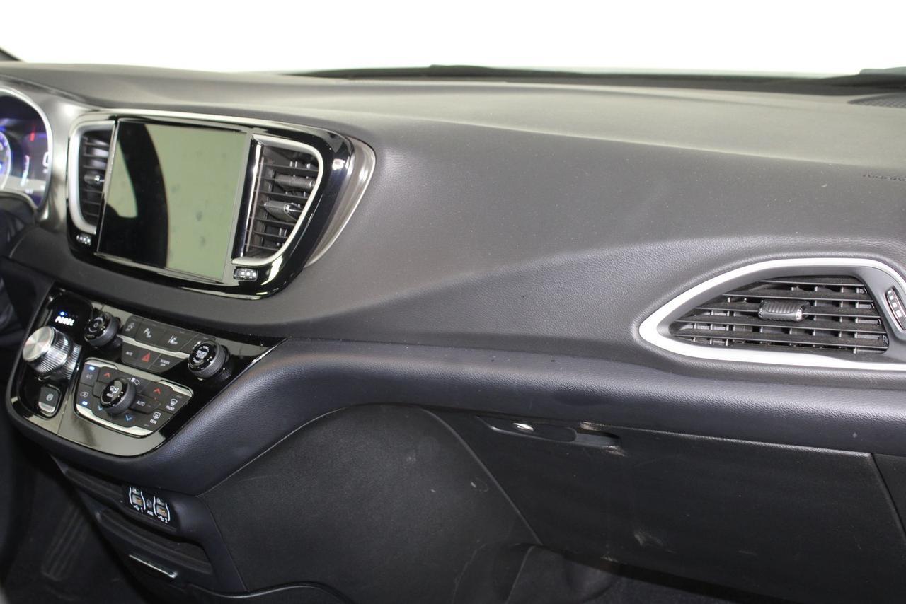 2025 Chrysler Pacifica Select Manassas VA