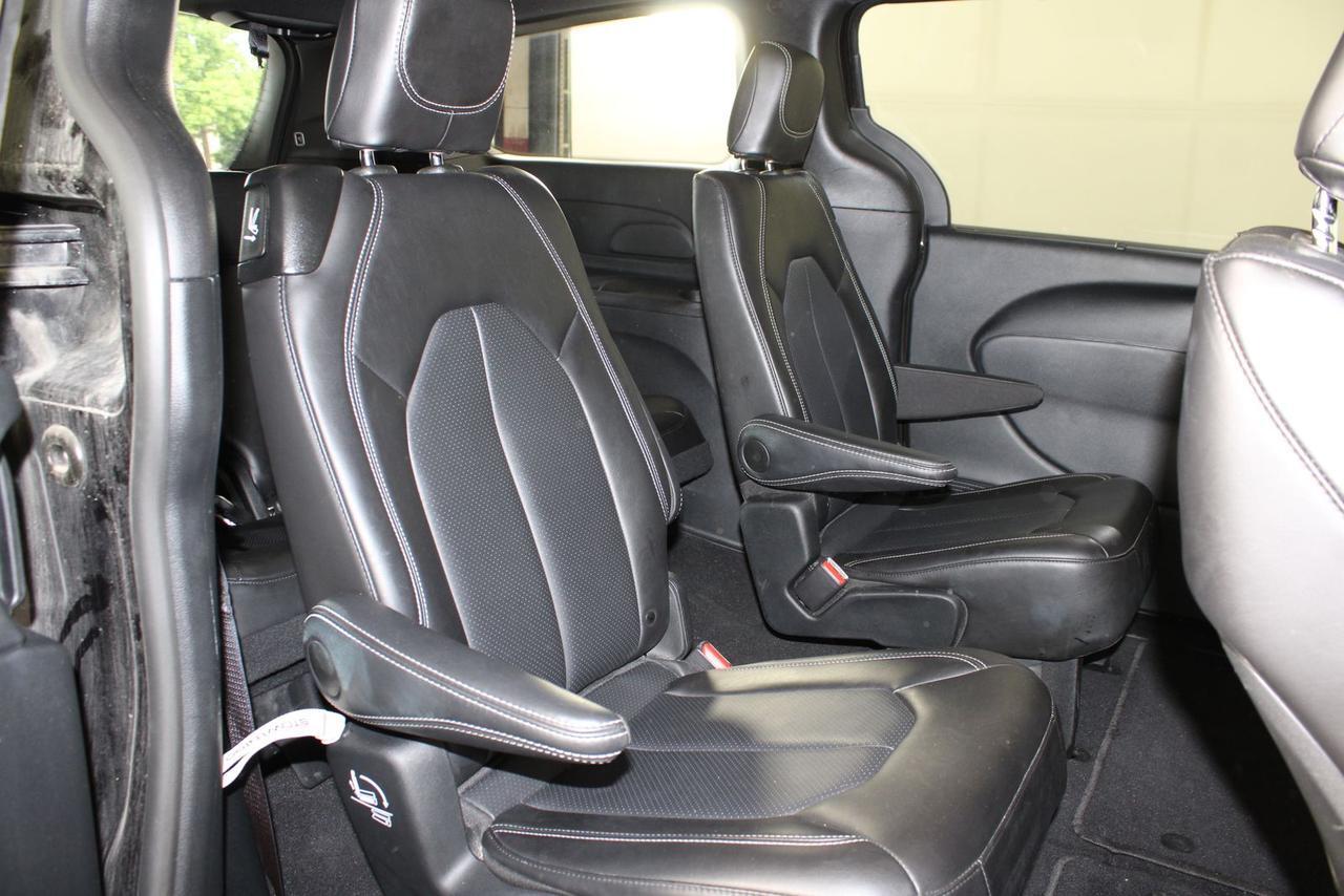 2025 Chrysler Pacifica Select Manassas VA