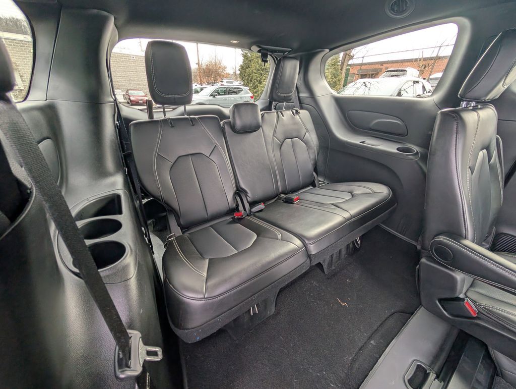 2025 Chrysler Pacifica Select Hunt Valley MD