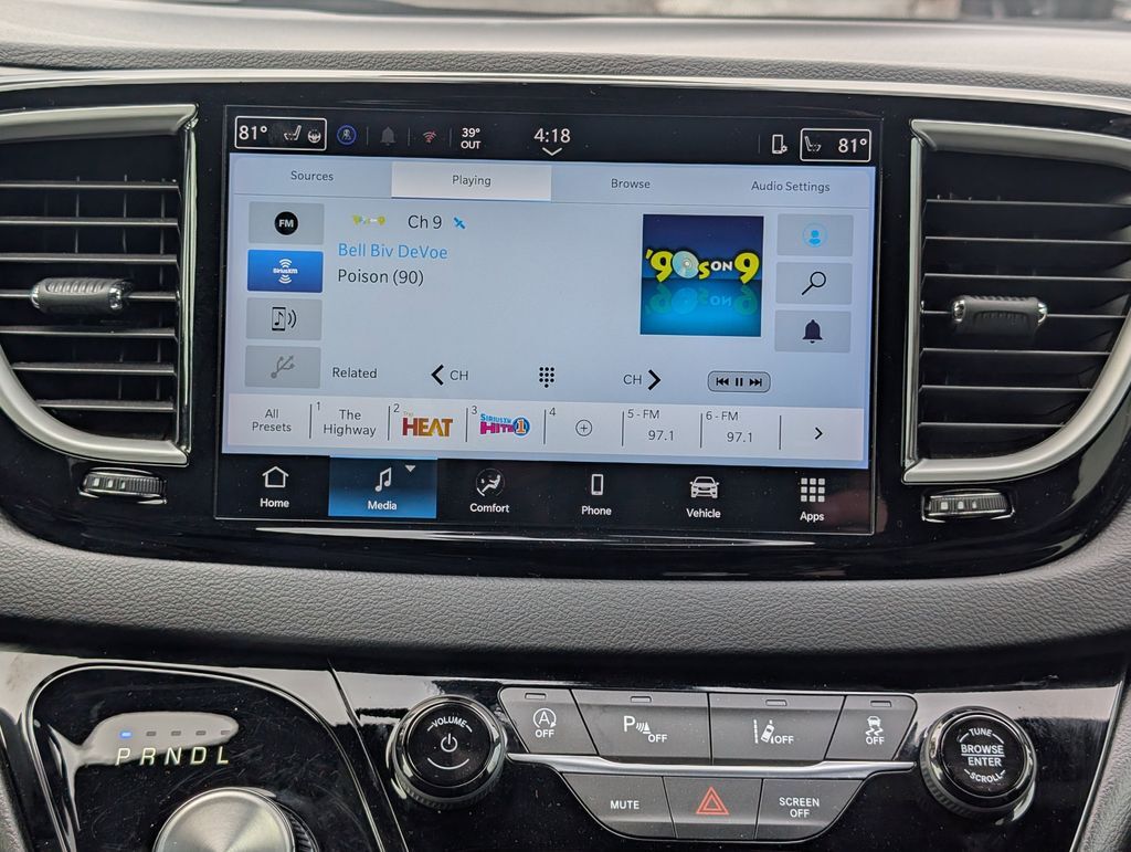 2025 Chrysler Pacifica Select Hunt Valley MD