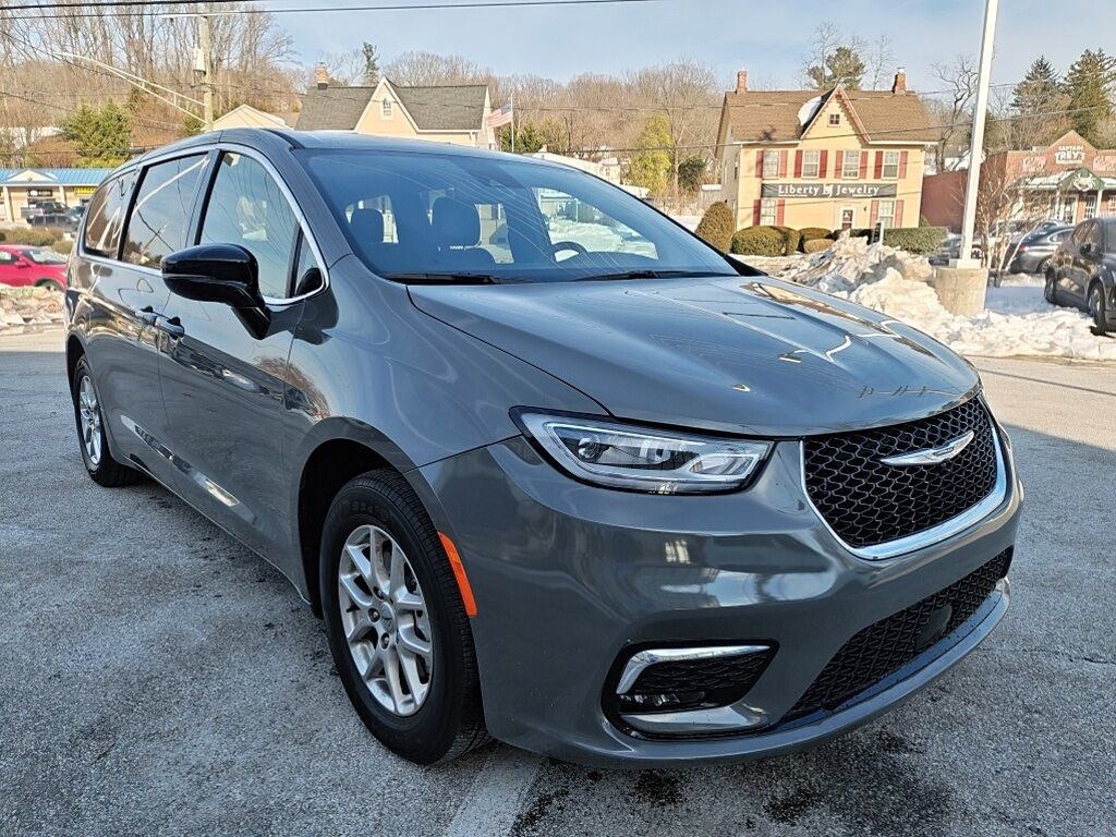 2025 Chrysler Pacifica